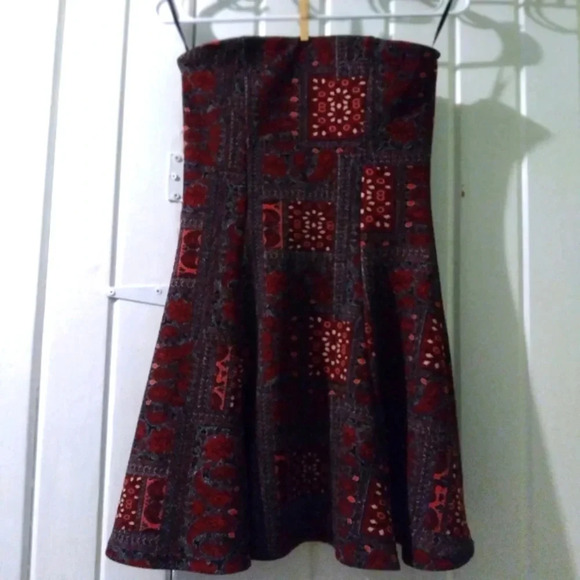 Forever 21 strapless mini dress-small like new - Picture 1 of 5